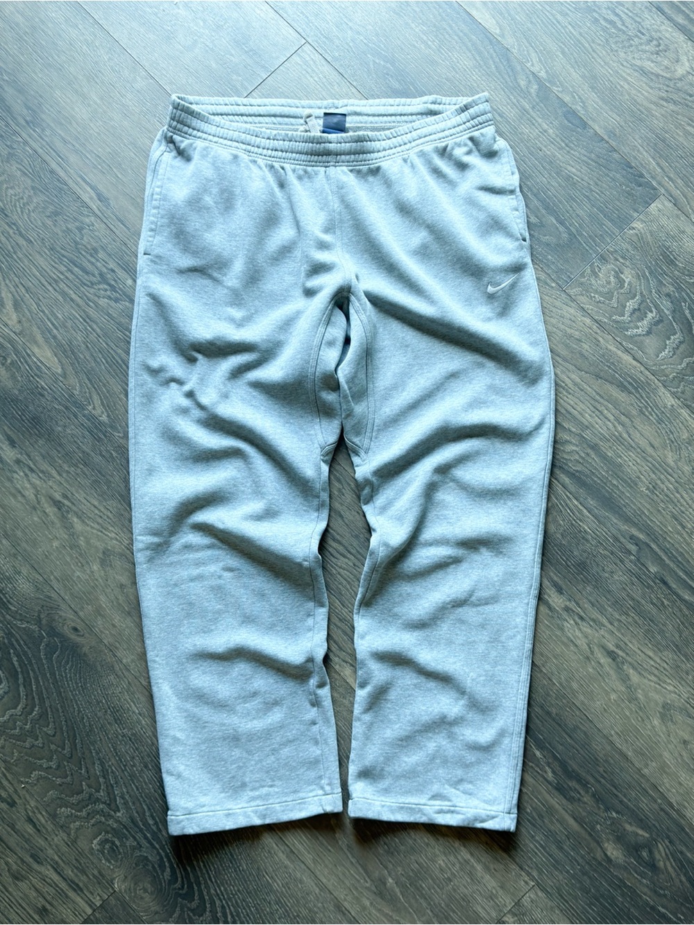 Nike Men’s XL Gray Fleece Sweatpants Open Hem Drawstring Swoosh 80/20 Cotton
